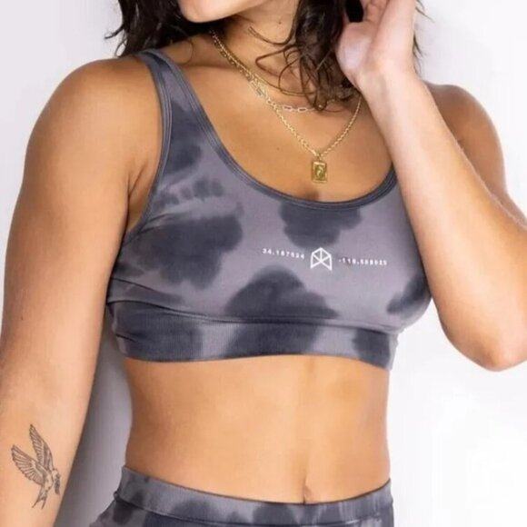 Rawgear NWT Strapback Gray Camo Pullover Active Gym Sport Bra Size Large - Picture 1 of 2
